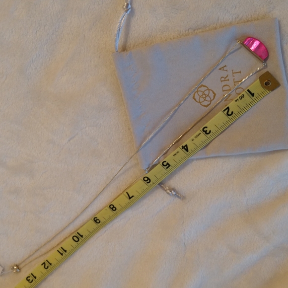 NWT Kendra Scott Dean Magenta Mother of Pearl Gold Adjustable Necklace - Picture 10 of 14